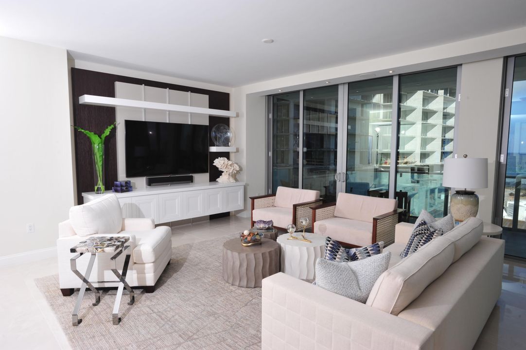 Active With Contract: $2,080,000 (2 beds, 2 baths, 2065 Square Feet)