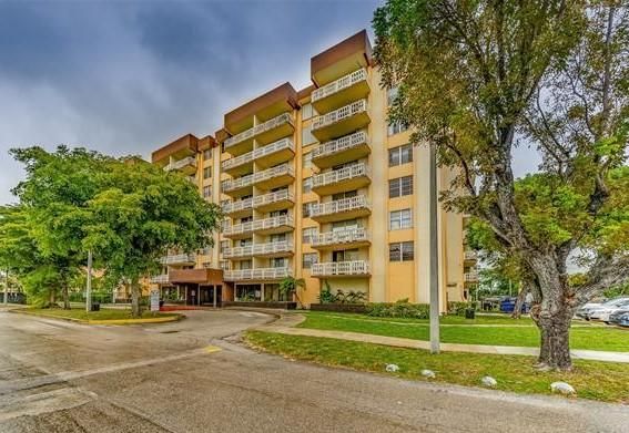 Recently Sold: $87,500 (1 beds, 1 baths, 840 Square Feet)