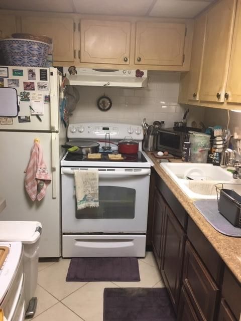 Recently Sold: $40,000 (1 beds, 1 baths, 615 Square Feet)