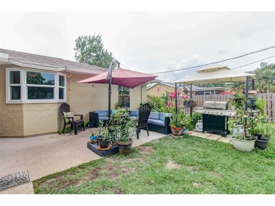 Recently Sold: $169,900 (3 beds, 2 baths, 1551 Square Feet)