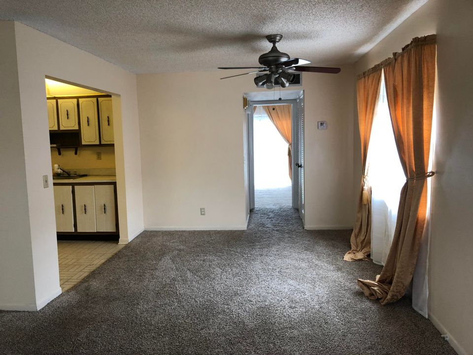 Recently Rented: $850 (1 beds, 1 baths, 760 Square Feet)