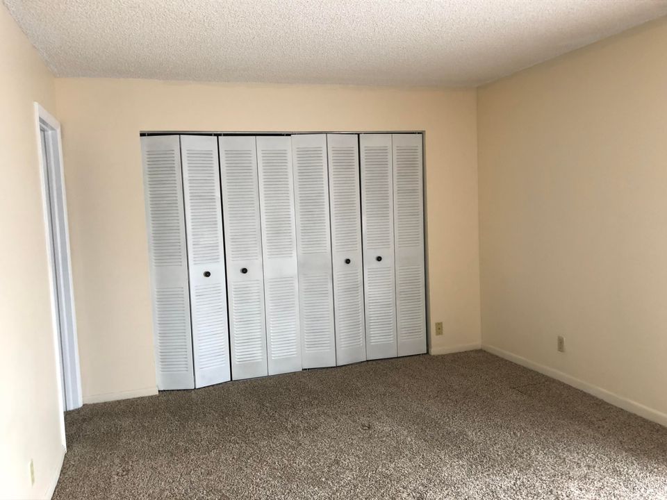 Recently Rented: $850 (1 beds, 1 baths, 760 Square Feet)