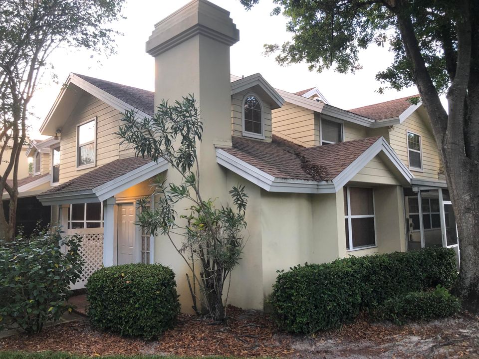 Recently Sold: $176,500 (3 beds, 2 baths, 1296 Square Feet)