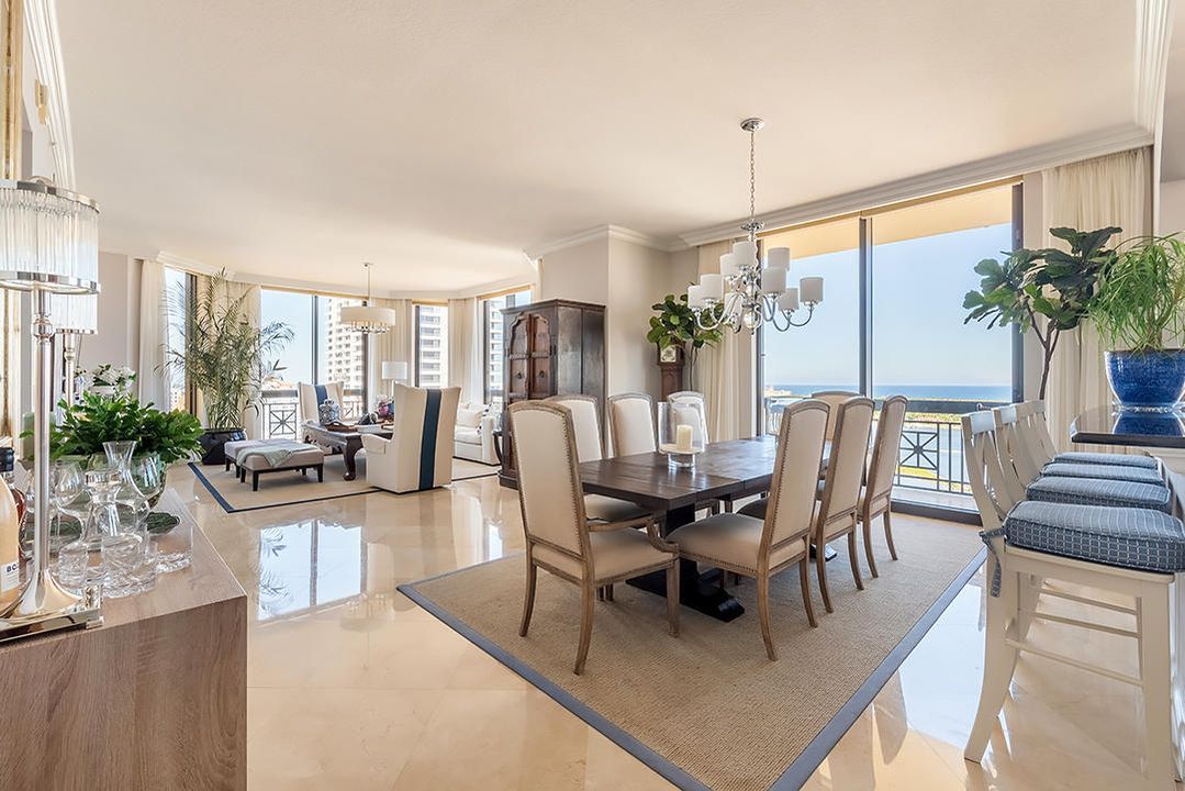 Recently Sold: $2,000,000 (3 beds, 3 baths, 2741 Square Feet)
