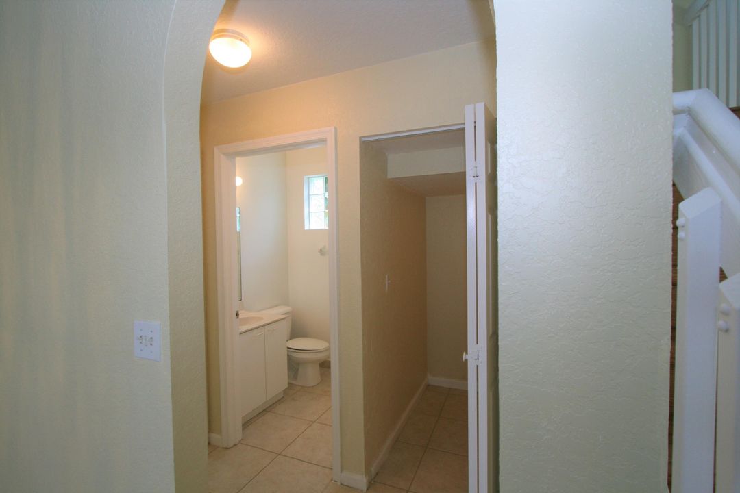 最近租的: $2,200 (3 贝兹, 2 浴室, 2424 平方英尺)
