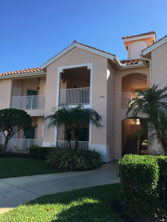 Recently Sold: $159,876 (2 beds, 2 baths, 1196 Square Feet)