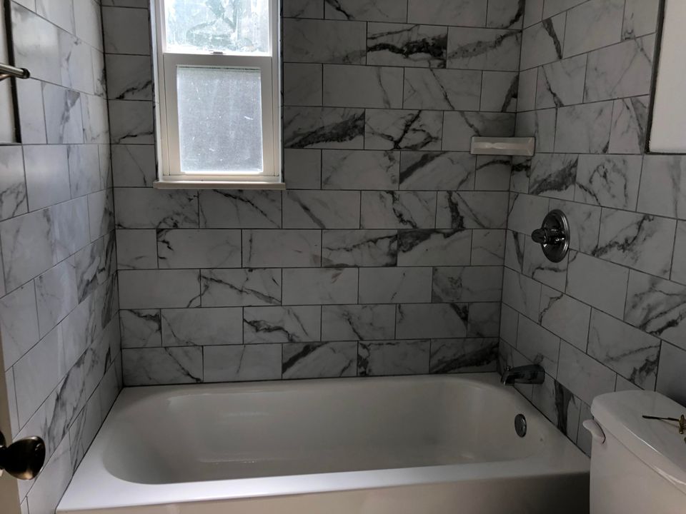 最近租的: $2,000 (3 贝兹, 1 浴室, 972 平方英尺)