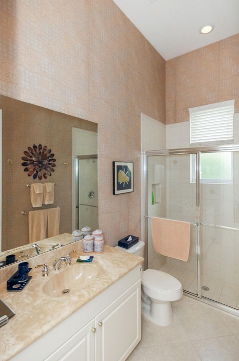 Недавно арендовано: $5,400 (4 спален, 3 ванн, 3140 Квадратных фут)