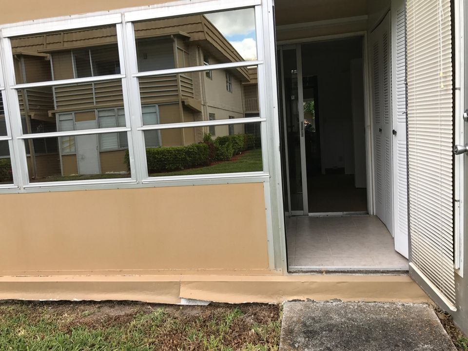 Recently Sold: $42,000 (1 beds, 1 baths, 726 Square Feet)