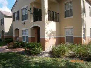 Recently Sold: $136,000 (2 beds, 2 baths, 1048 Square Feet)