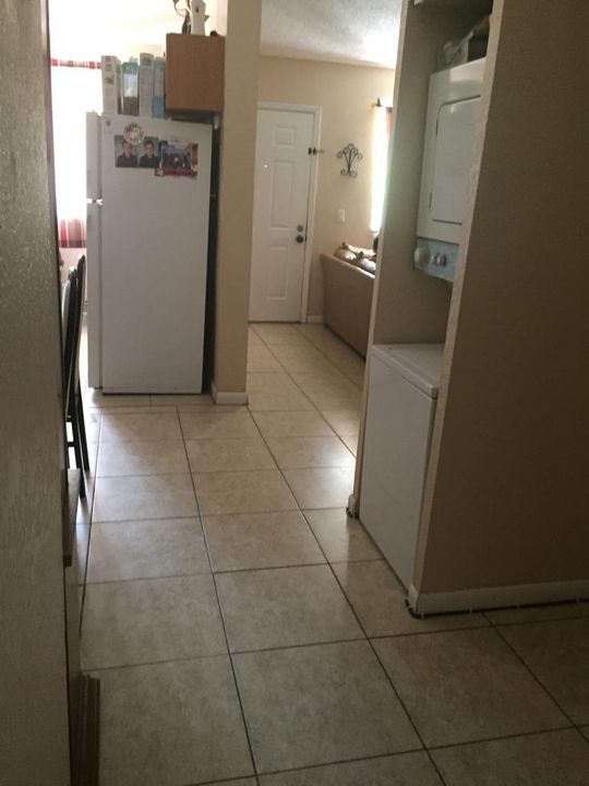 Recently Rented: $1,200 (2 beds, 1 baths, 868 Square Feet)