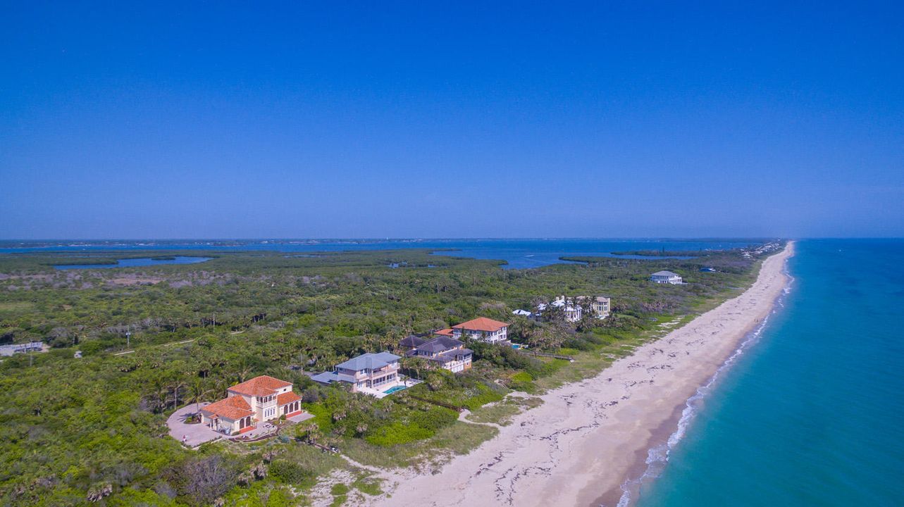 Recently Sold: $2,795,000 (4 beds, 4 baths, 4000 Square Feet)