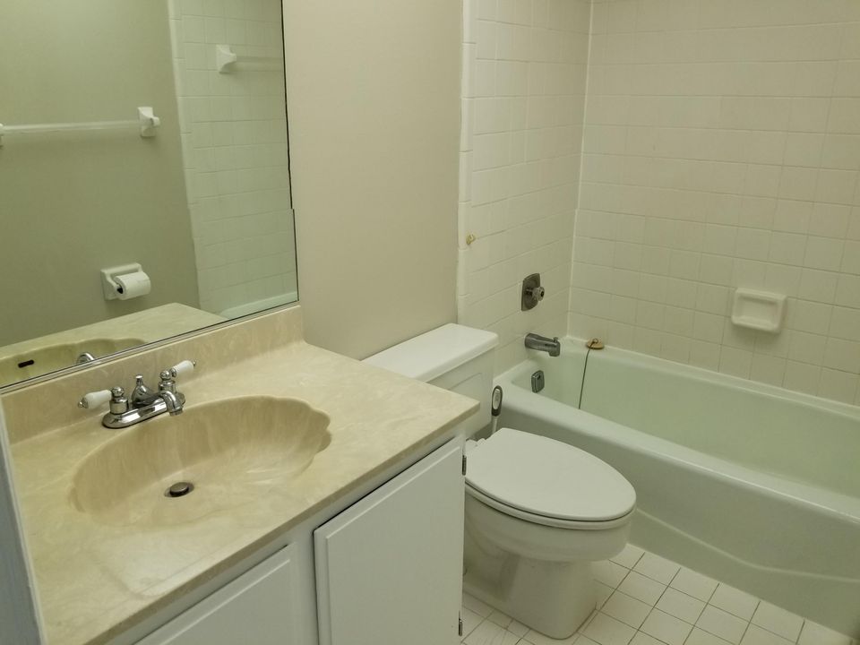 最近租的: $1,500 (2 贝兹, 2 浴室, 1100 平方英尺)