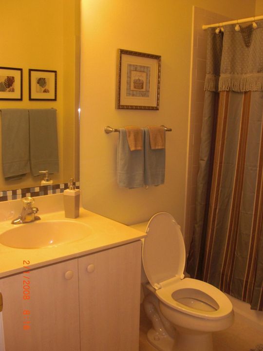 最近租的: $2,200 (2 贝兹, 2 浴室, 1661 平方英尺)