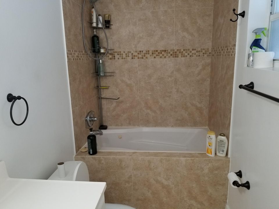 Недавно арендовано: $2,900 (3 спален, 2 ванн, 1926 Квадратных фут)