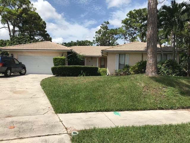 Recently Rented: $4,200 (4 beds, 2 baths, 2403 Square Feet)