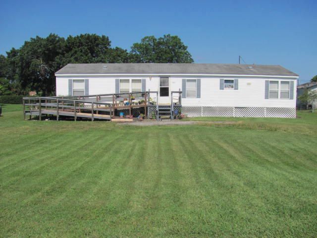 Recently Sold: $69,000 (4 beds, 2 baths, 1620 Square Feet)
