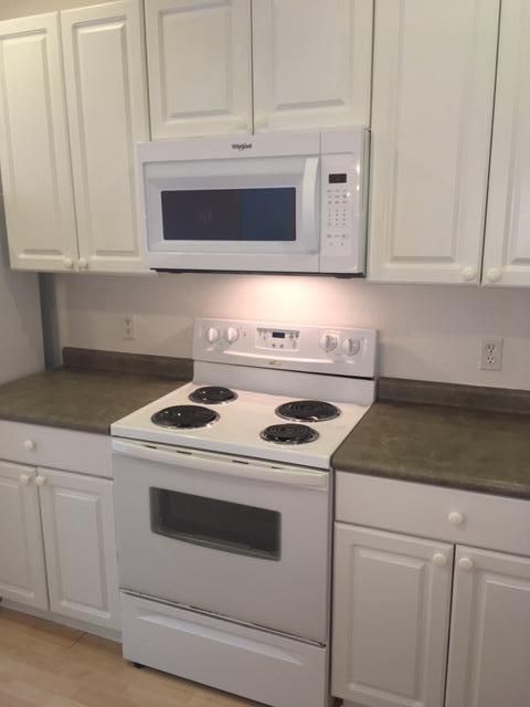 Recently Rented: $1,300 (2 beds, 2 baths, 1437 Square Feet)