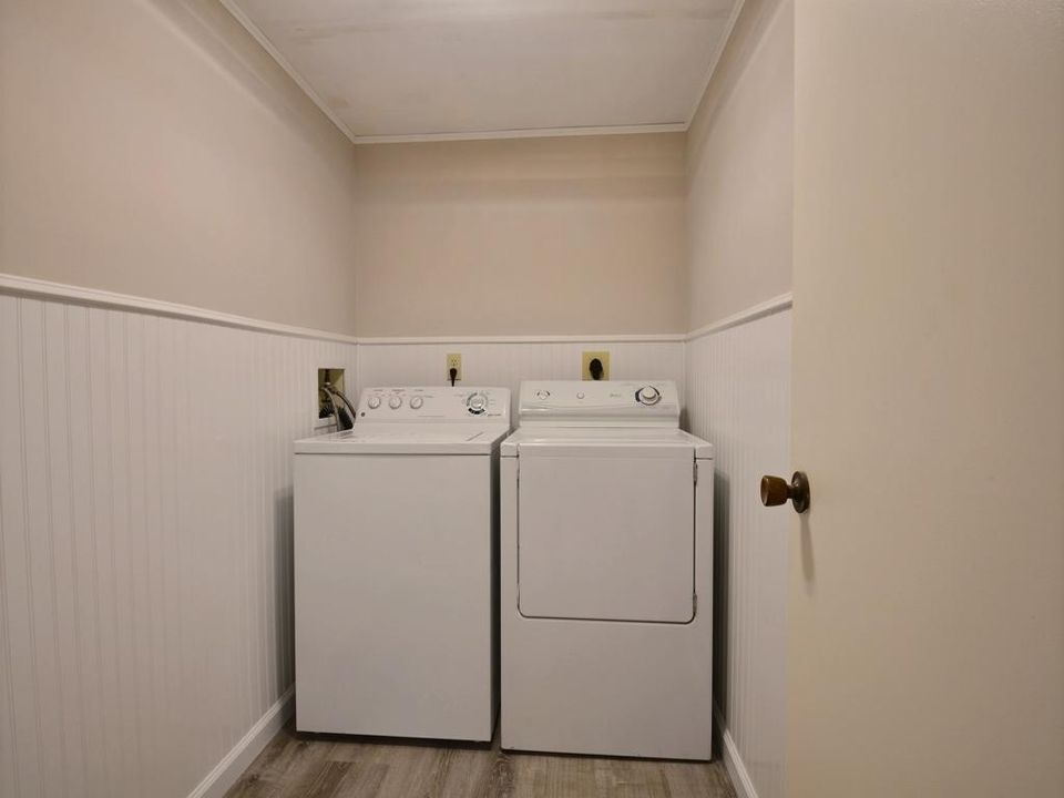 Recently Rented: $1,250 (2 beds, 2 baths, 1170 Square Feet)