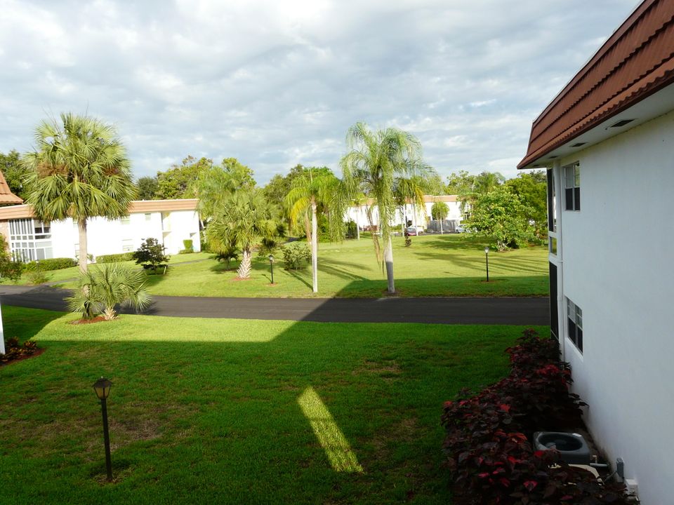 最近租的: $975 (1 贝兹, 1 浴室, 747 平方英尺)