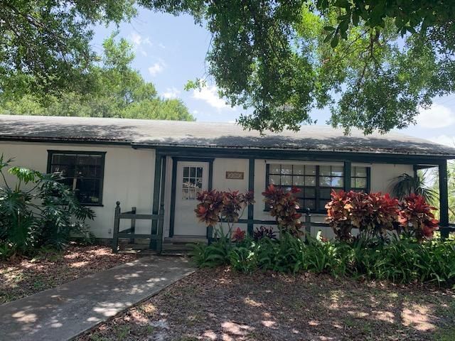 Recently Sold: $190,000 (3 beds, 2 baths, 1788 Square Feet)