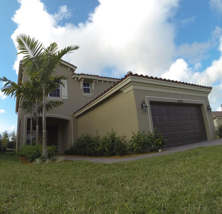 最近租的: $2,750 (5 贝兹, 3 浴室, 2816 平方英尺)