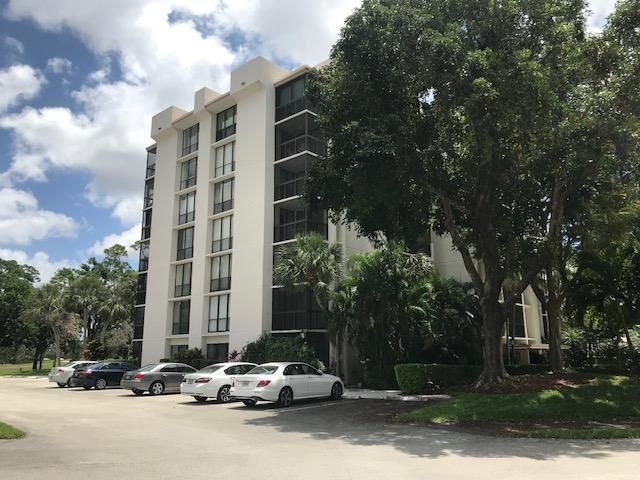 Recently Sold: $1,600 (2 beds, 2 baths, 1255 Square Feet)