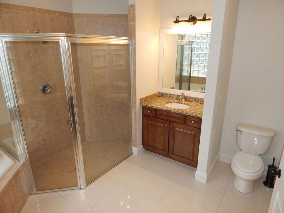 Недавно арендовано: $2,350 (4 спален, 2 ванн, 2780 Квадратных фут)