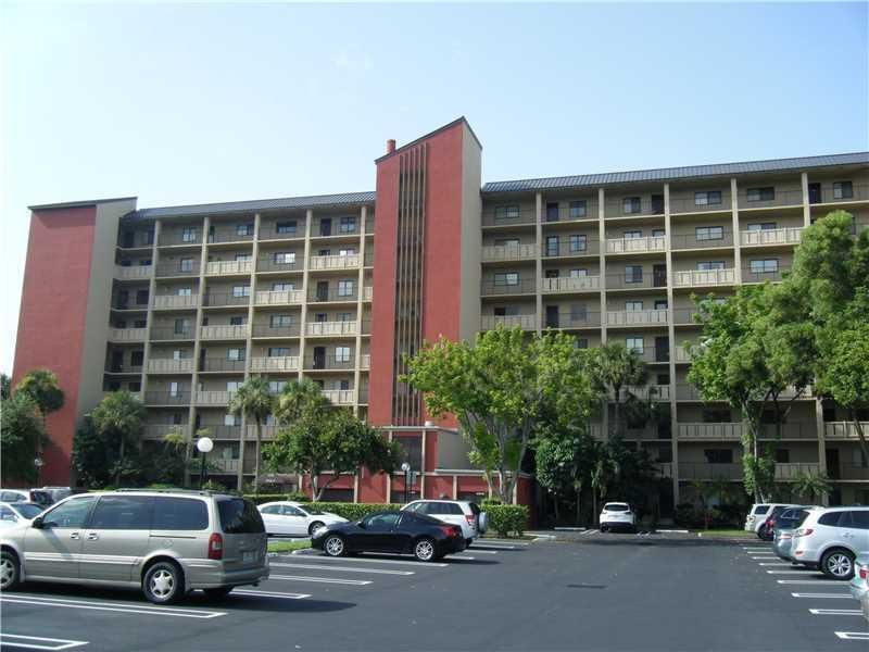 Recently Sold: $142,900 (1 beds, 2 baths, 1308 Square Feet)