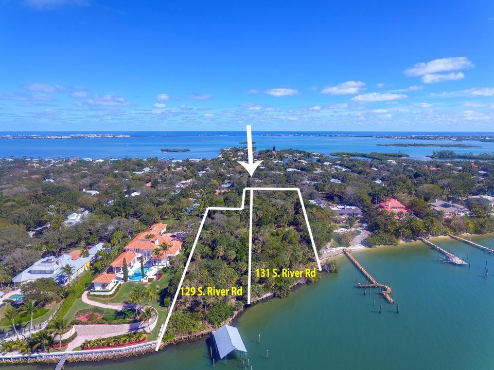 Recently Sold: $3,250,000 (4 beds, 4 baths, 5653 Square Feet)