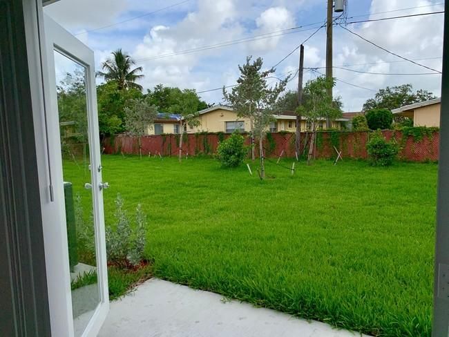 Recently Rented: $2,000 (3 beds, 2 baths, 1350 Square Feet)