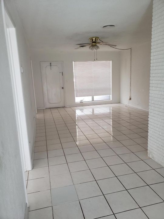 Recently Rented: $1,550 (2 beds, 2 baths, 1088 Square Feet)