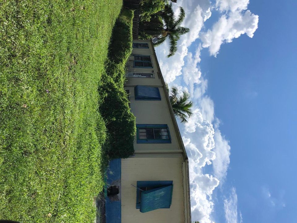 Recently Sold: $89,999 (3 beds, 2 baths, 1440 Square Feet)
