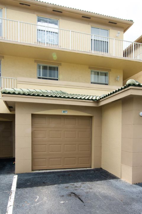 Recently Rented: $3,800 (2 beds, 2 baths, 1113 Square Feet)