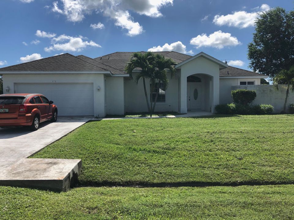 Recientemente alquilado: $1,600 (3 camas, 2 baños, 1917 Pies cuadrados)