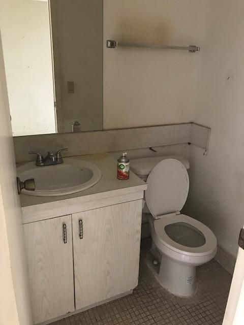 Recently Sold: $49,900 (1 beds, 1 baths, 752 Square Feet)