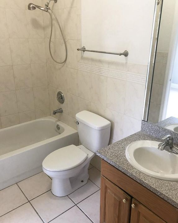Недавно арендовано: $1,450 (2 спален, 2 ванн, 1280 Квадратных фут)
