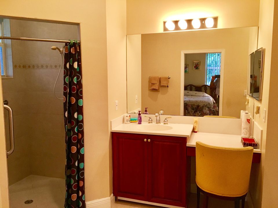 Недавно арендовано: $1,850 (2 спален, 1 ванн, 960 Квадратных фут)