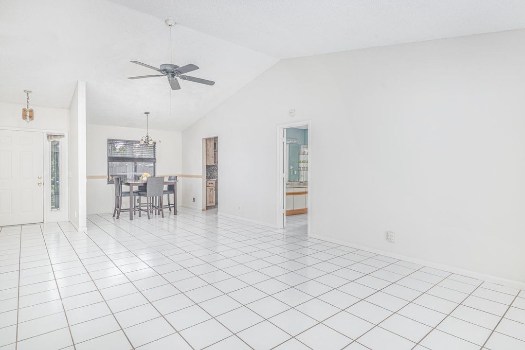 Recently Sold: $244,500 (2 beds, 2 baths, 1188 Square Feet)