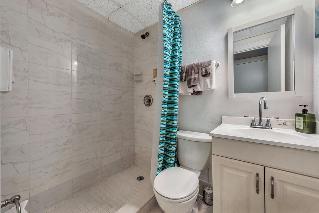 最近售出: $112,000 (0 贝兹, 1 浴室, 184 平方英尺)