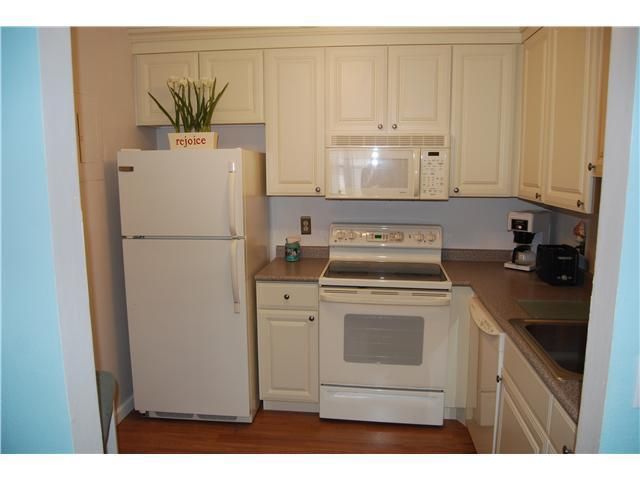 Recently Rented: $950 (1 beds, 1 baths, 726 Square Feet)
