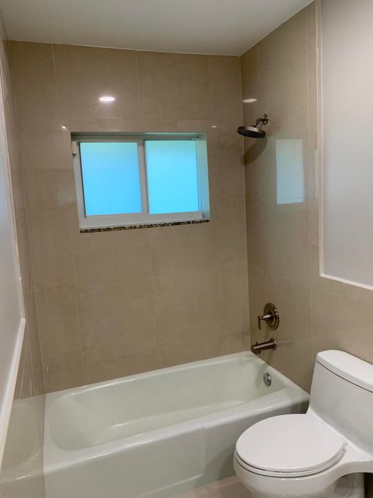 Недавно арендовано: $4,000 (4 спален, 3 ванн, 2267 Квадратных фут)
