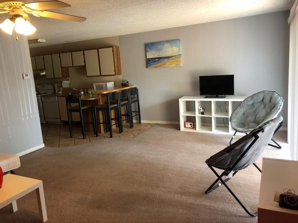 Recently Rented: $950 (1 beds, 1 baths, 840 Square Feet)