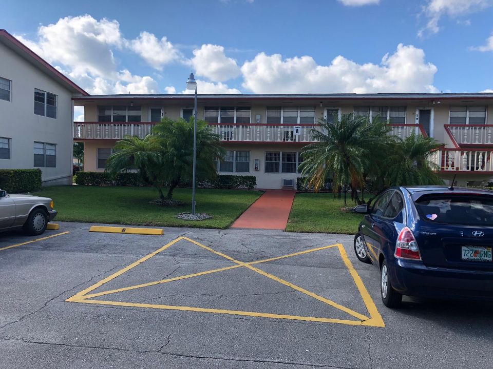 Recently Sold: $30,950 (1 beds, 1 baths, 615 Square Feet)