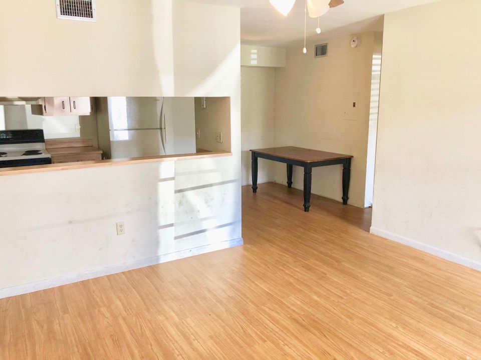 Recently Sold: $74,999 (2 beds, 2 baths, 770 Square Feet)