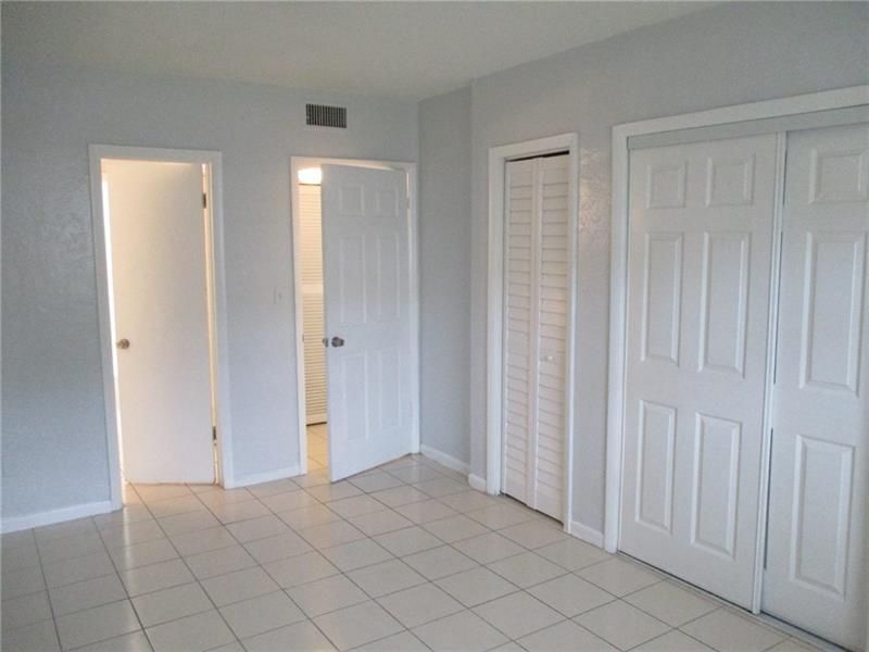Recently Rented: $975 (1 beds, 1 baths, 700 Square Feet)