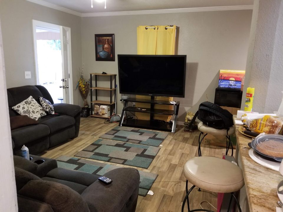 Recently Sold: $50,000 (2 beds, 1 baths, 864 Square Feet)