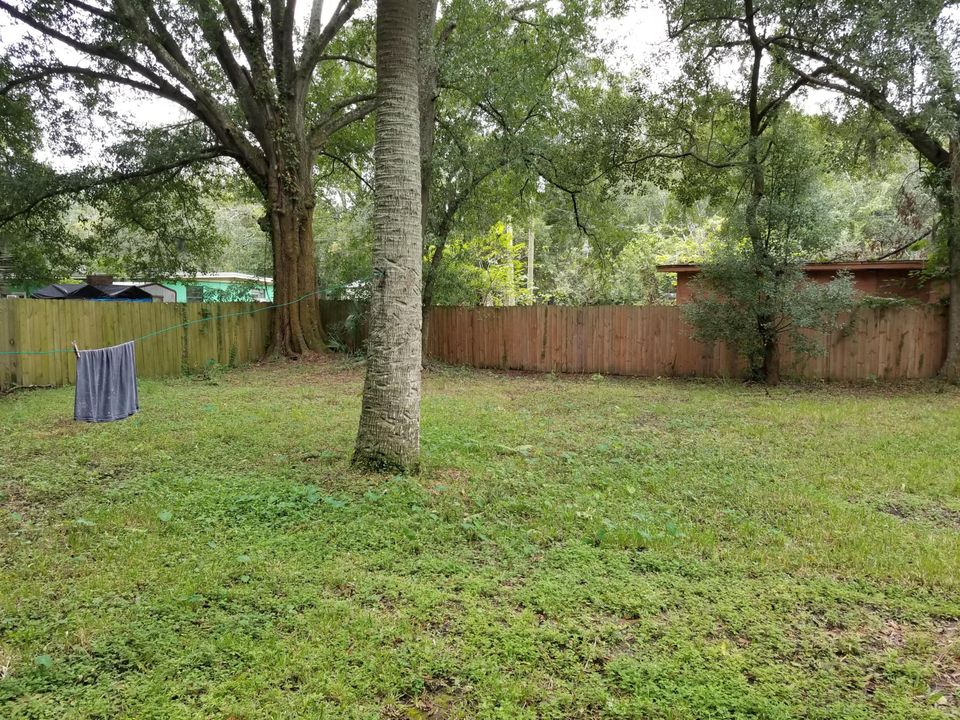 Recently Sold: $50,000 (2 beds, 1 baths, 864 Square Feet)