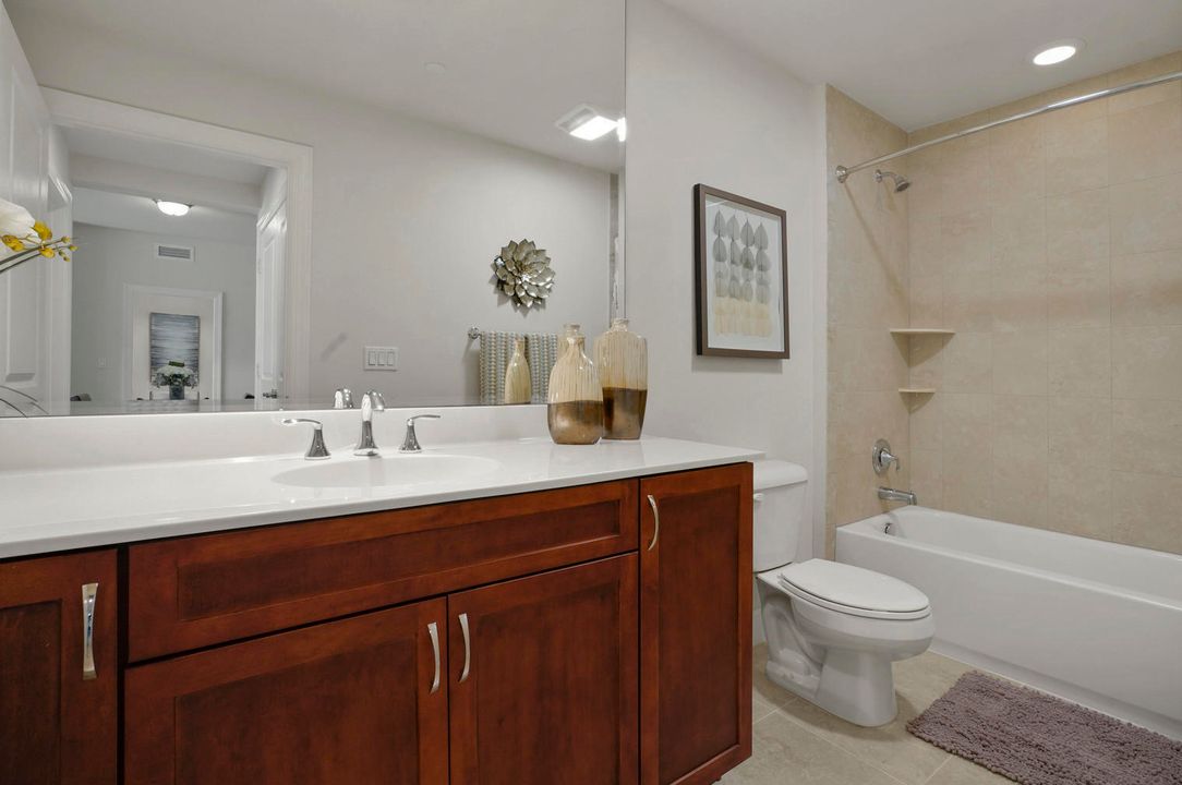 Недавно арендовано: $4,500 (2 спален, 2 ванн, 1275 Квадратных фут)