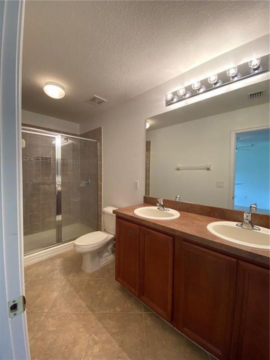 最近租的: $1,750 (3 贝兹, 2 浴室, 1611 平方英尺)